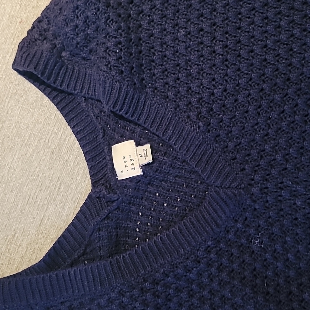 Navy blue crocheted 60% cotton 40% rayon